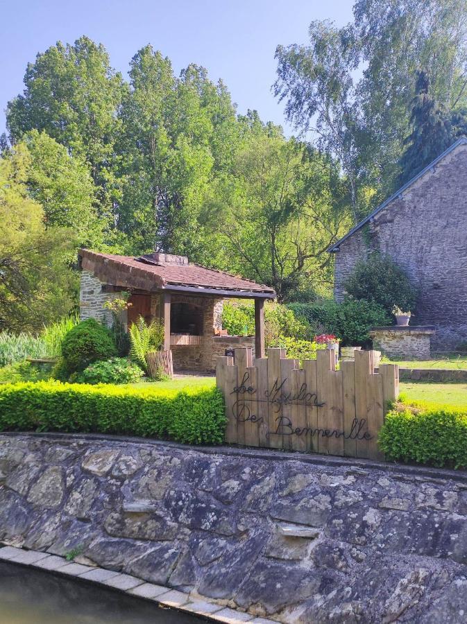 Le Moulin De Benneville Chambres D'Hotes, Petit Dejeuner Compris Cahagnes 外观 照片